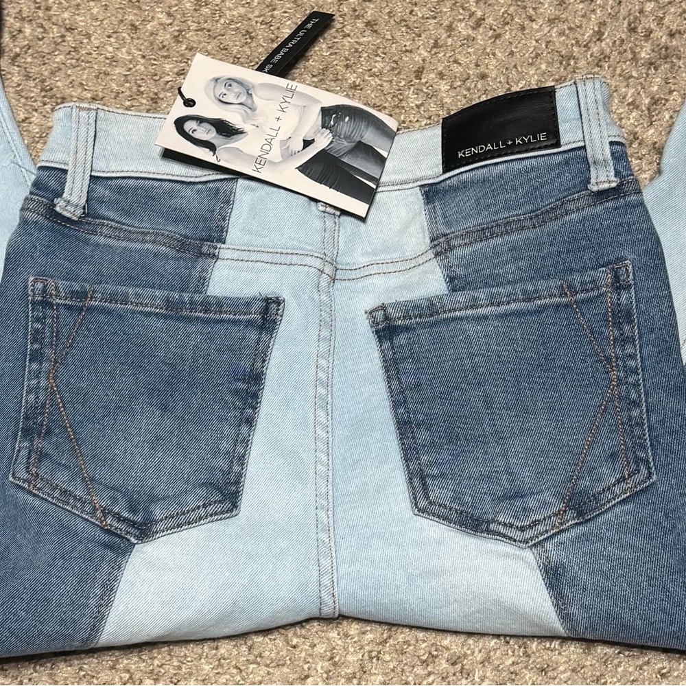 Kendall & Kylie Women's Blue Jeans size 3/26